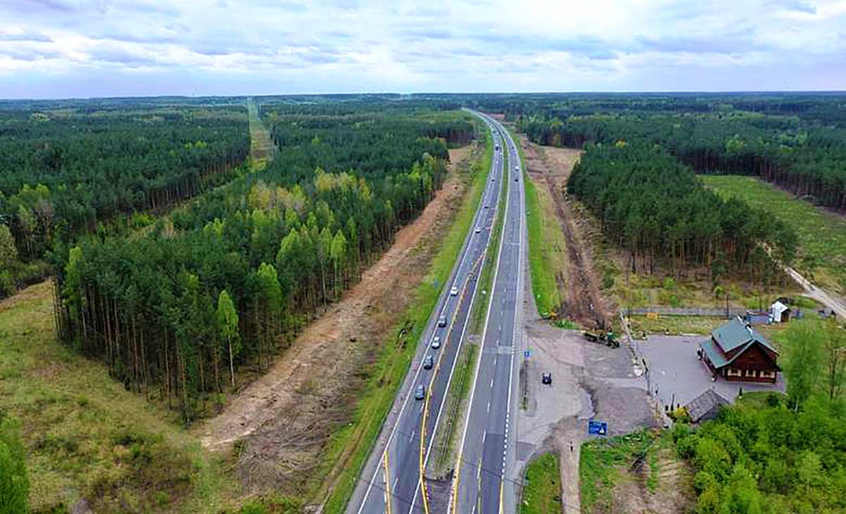 Autostrada A1 z lotu ptaka w okolicach Częstochowy
